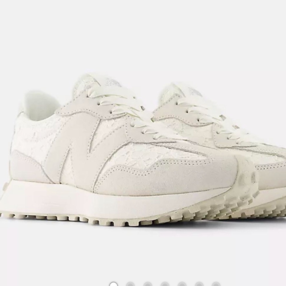 New balance lace